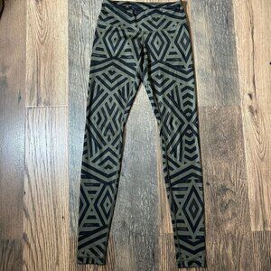 Lululemon Wunder Under Pant Full-On Luxtreme  \Chevron Shuffle Fatigue Size 4